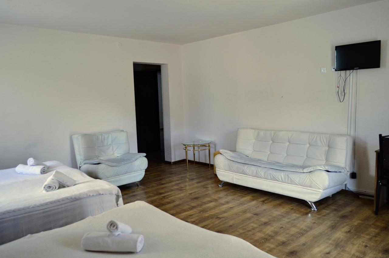 New White House Hotel Bakuriani Exterior foto